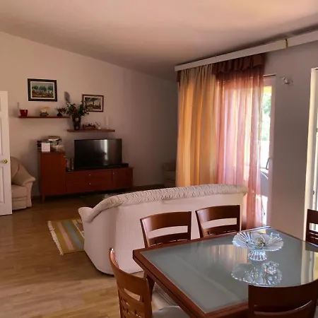Rosso Apartmán Baška Voda
