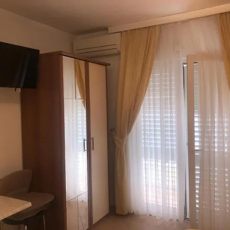 Rosso * Baška Voda