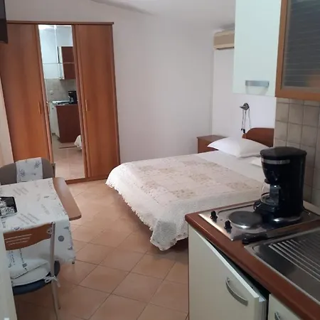 Rosso Apartment