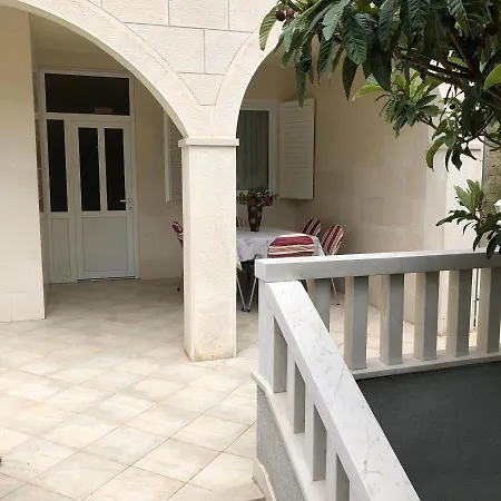 Rosso Apartmán *