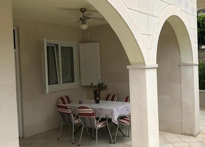 Rosso Apartment