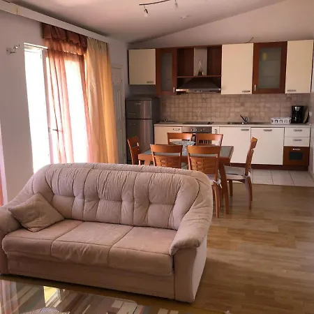Rosso Baška Voda