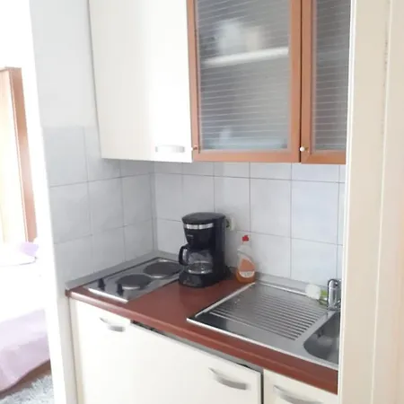 Rosso Apartman