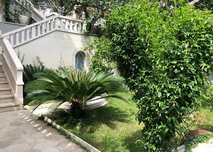 Rosso Apartman Baska Voda